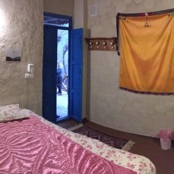 اتاق بلوط اقامتگاه اکولوژ ساسنگ