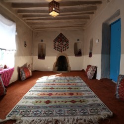 مجموعه خونه گلی اقامتگاه ساسنگ