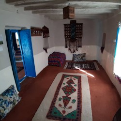 مجموعه خونه گلی اقامتگاه ساسنگ