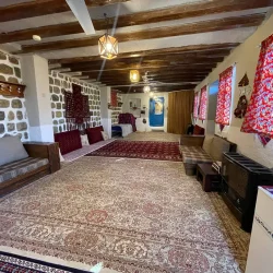 اتاق دورهمی اقامتگاه اکولوژ ساسنگ