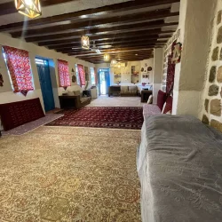 اتاق دورهمی اقامتگاه اکولوژ ساسنگ